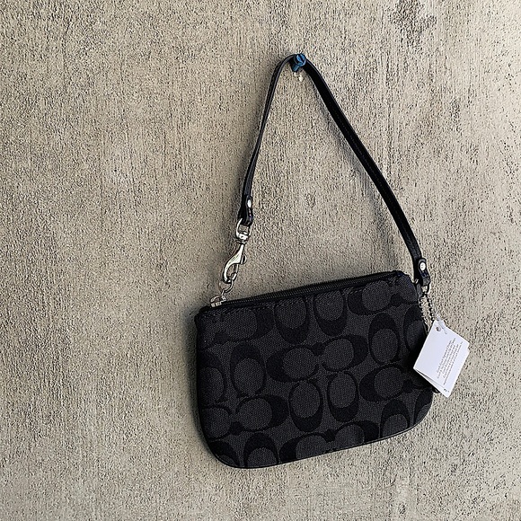 Tiny Coach Black Clutch - Picture 4 of 5